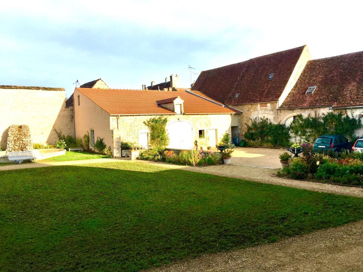 Moutiers-Saint-Jean La Buffonnerie Bed & Breakfast エクステリア 写真