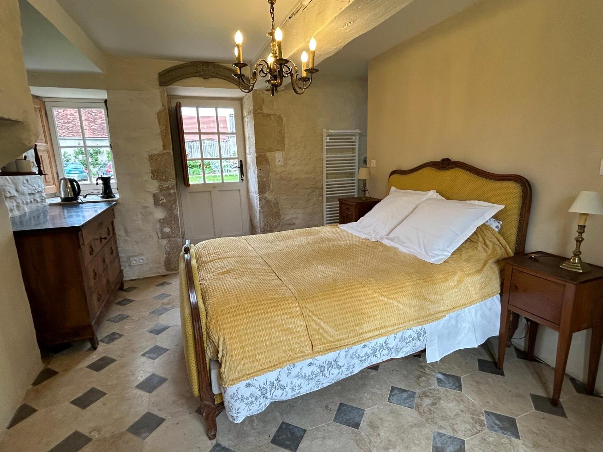 Moutiers-Saint-Jean La Buffonnerie Bed & Breakfast エクステリア 写真